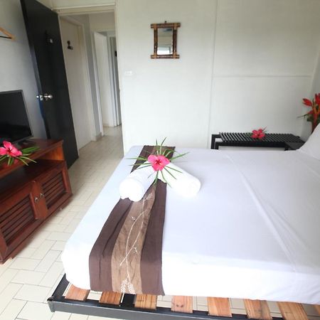 Coconut Palms Resort Vanuatu Port Vila Dış mekan fotoğraf