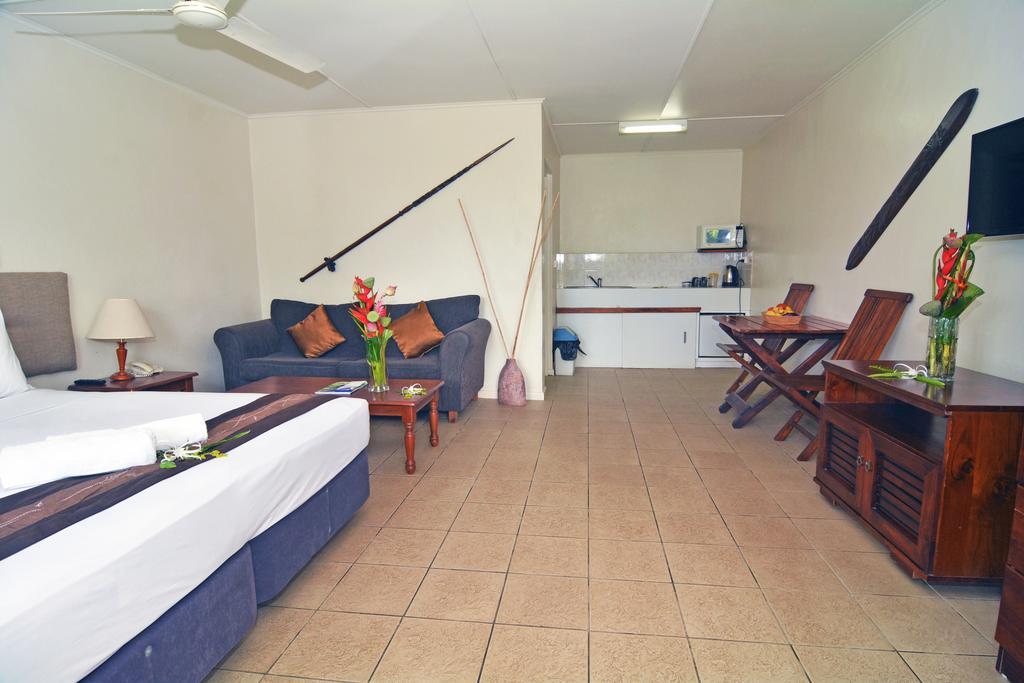 Coconut Palms Resort Vanuatu Port Vila Dış mekan fotoğraf