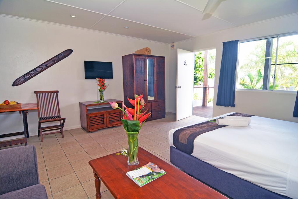Coconut Palms Resort Vanuatu Port Vila Dış mekan fotoğraf