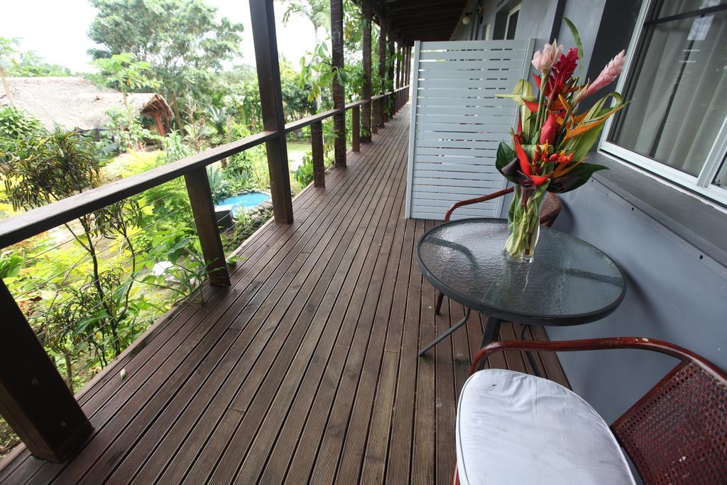 Coconut Palms Resort Vanuatu Port Vila Dış mekan fotoğraf