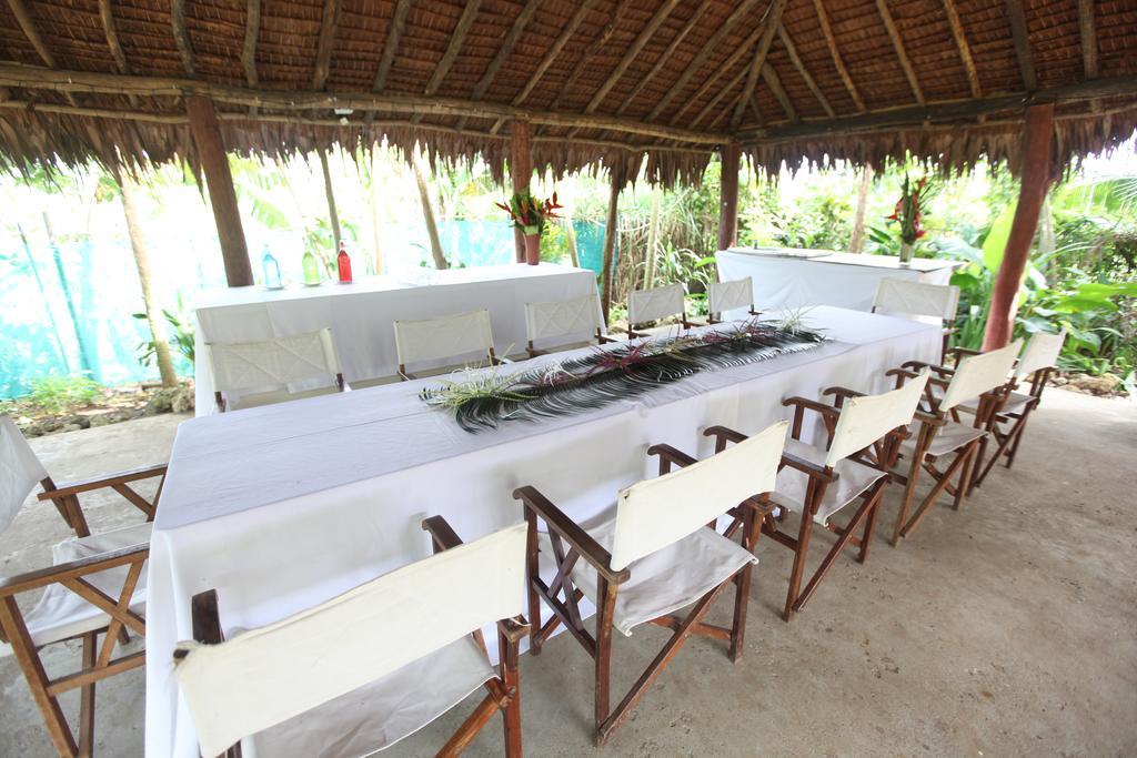 Coconut Palms Resort Vanuatu Port Vila Dış mekan fotoğraf