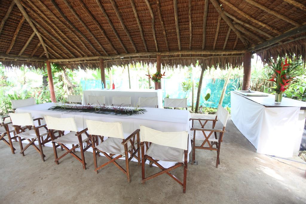 Coconut Palms Resort Vanuatu Port Vila Dış mekan fotoğraf