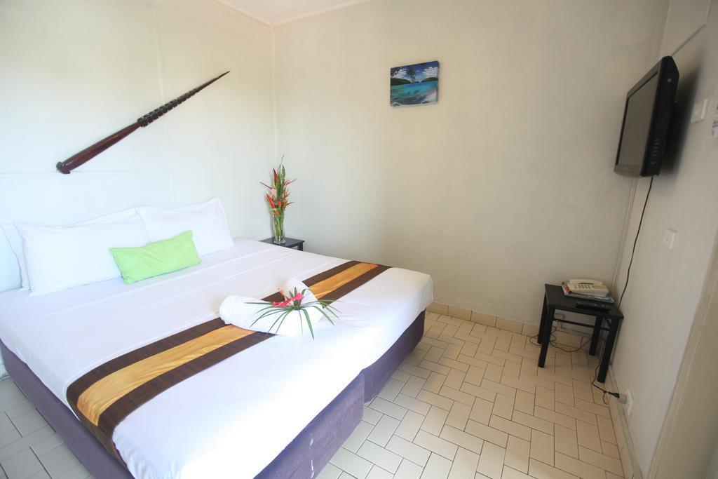 Coconut Palms Resort Vanuatu Port Vila Dış mekan fotoğraf