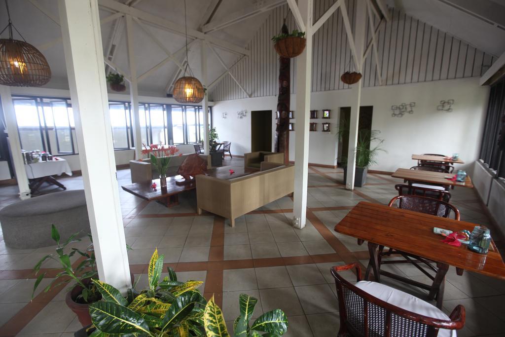 Coconut Palms Resort Vanuatu Port Vila Dış mekan fotoğraf
