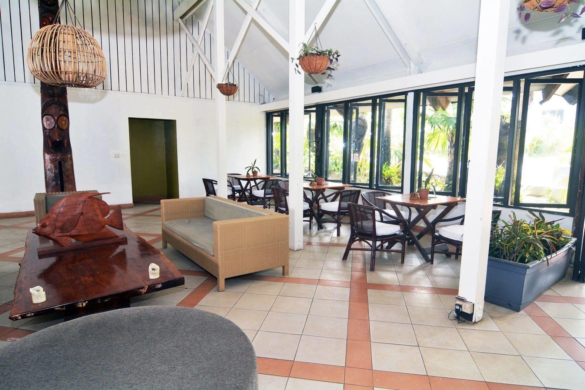 Coconut Palms Resort Vanuatu Port Vila Dış mekan fotoğraf